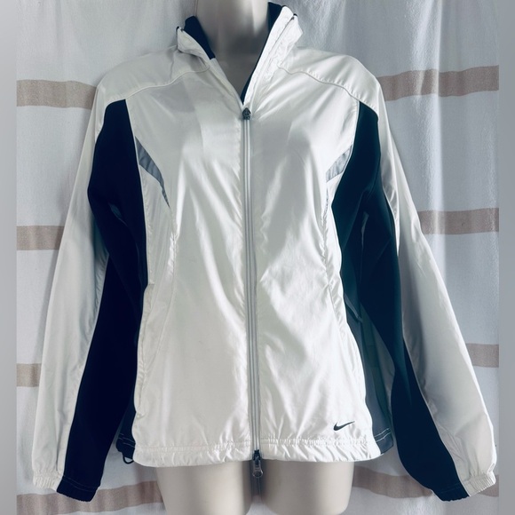 Nike White and Black Sporty Athletic Warm Lightweight Design Women Jacket Small - Picture 1 of 11
